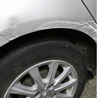 キズやへこみ部分の写真