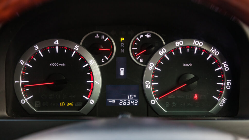 走行距離10万キロの車はまだ乗れるのか？