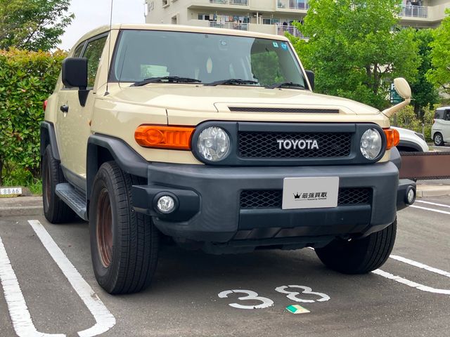 トヨタ FJクルーザー