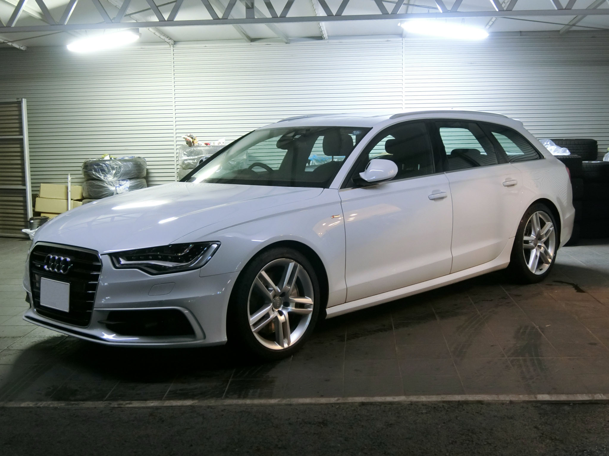 アウディ A6アバント