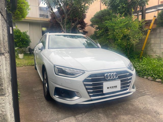 アウディ A4アバント